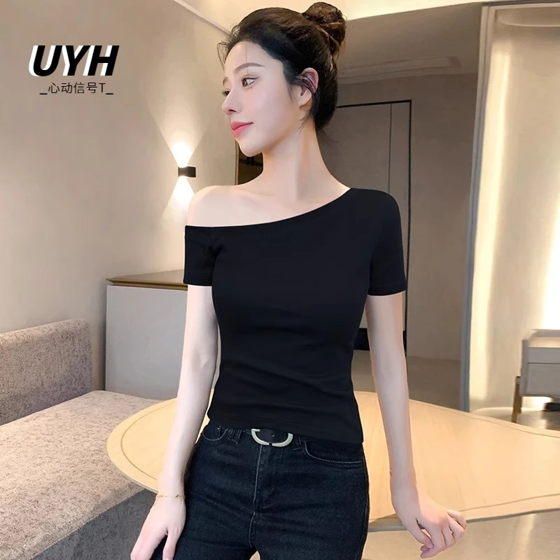 UYH黑色露肩短袖t恤女2025新款夏季外穿斜肩体恤修身上衣内搭打底
