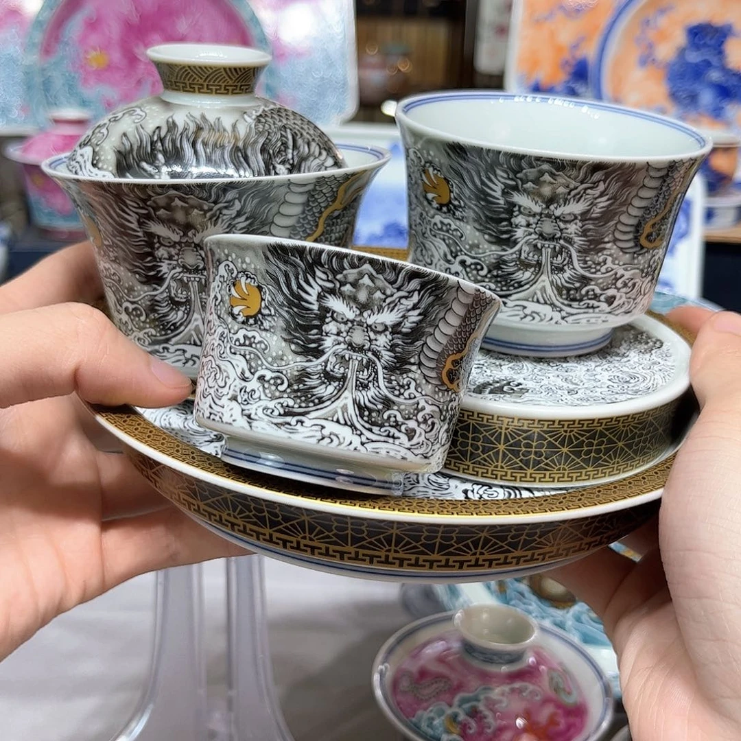 景德镇陶瓷艺术品