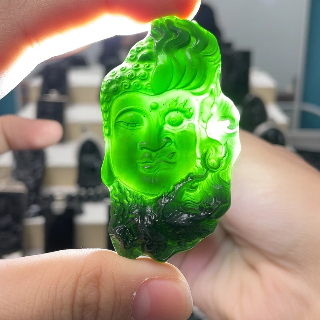 蛇纹石玉未镶嵌吊坠