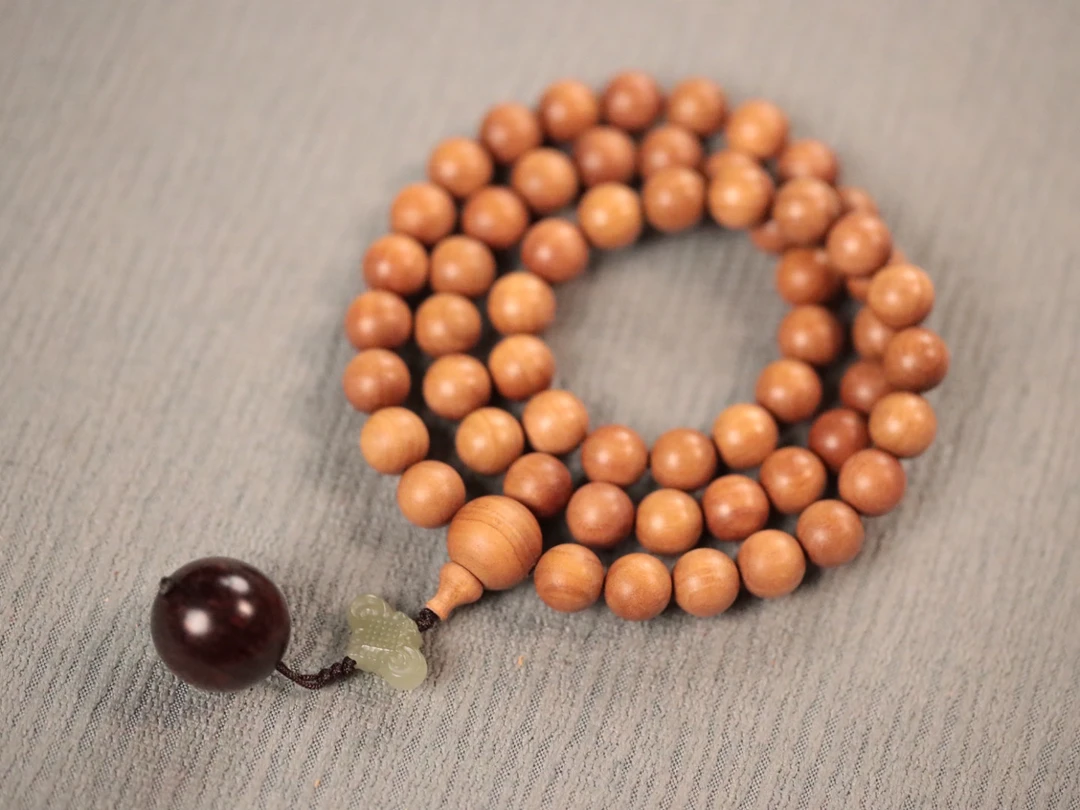 印度老山檀香1.0cm【脖链】木带宝珠串【配降真香 红降：单珠】