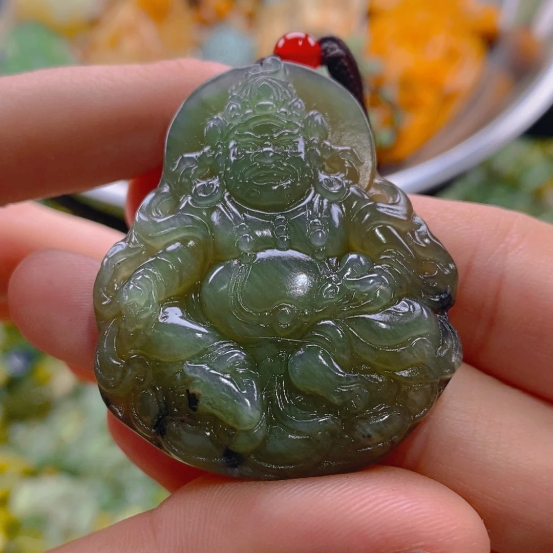 蛇纹石玉吊坠未镶嵌