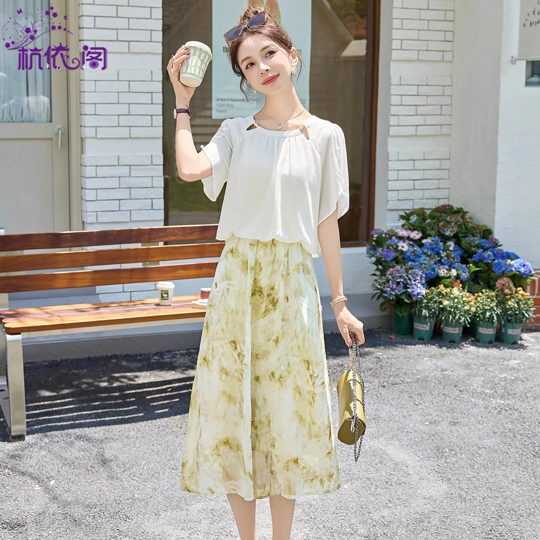 假两件连衣裙女夏2025新款高级感小个子气质显瘦洋气减龄雪纺裙子
