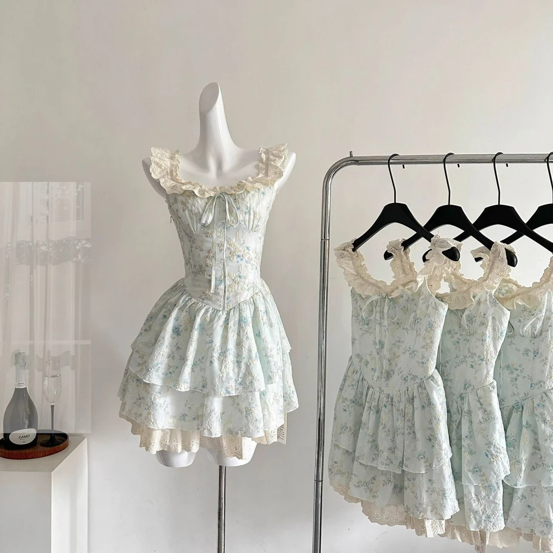 法式甜美可爱碎花小飞袖连衣裙夏季千金感收腰显瘦公主风蓬蓬裙子