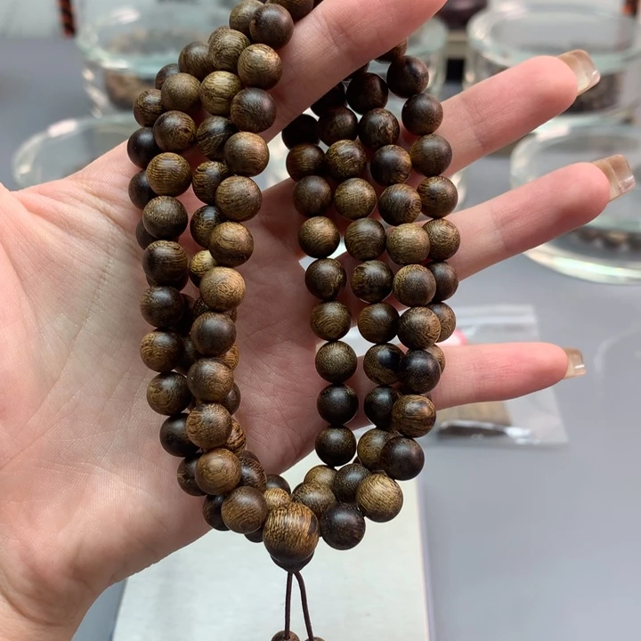 抗***素沉香手串0.8多圈富国岛
