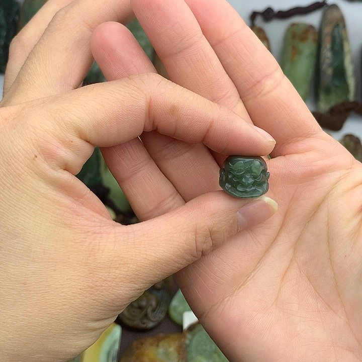 岫岩河磨玉（透闪石质玉）未镶嵌挂件