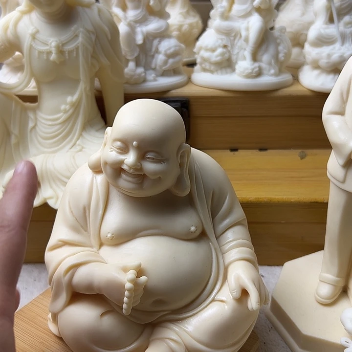 用***9藤14公分弥勒摆件