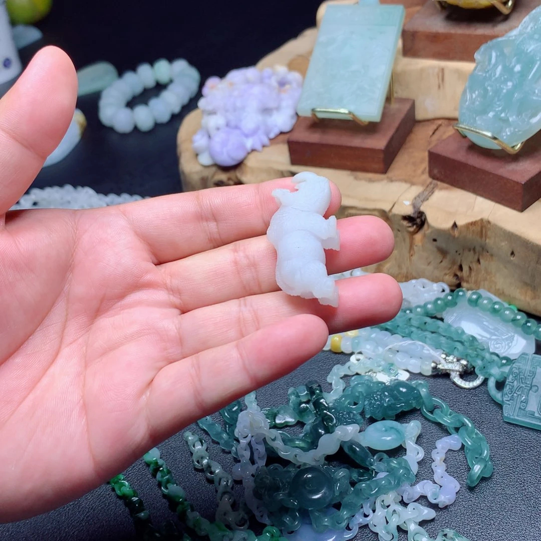 定制翡翠未镶嵌翡翠