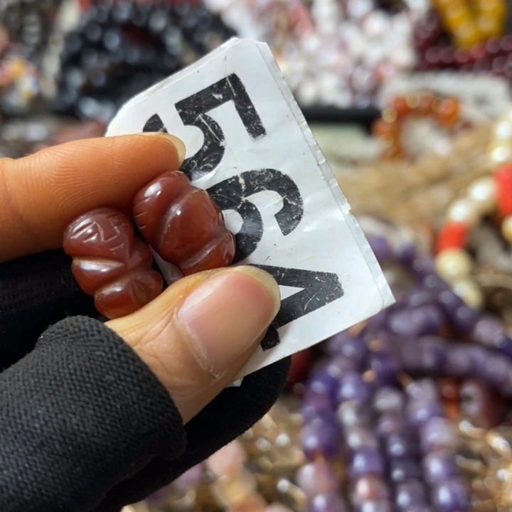 玛瑙/玉髓未镶嵌颈饰嘻*?