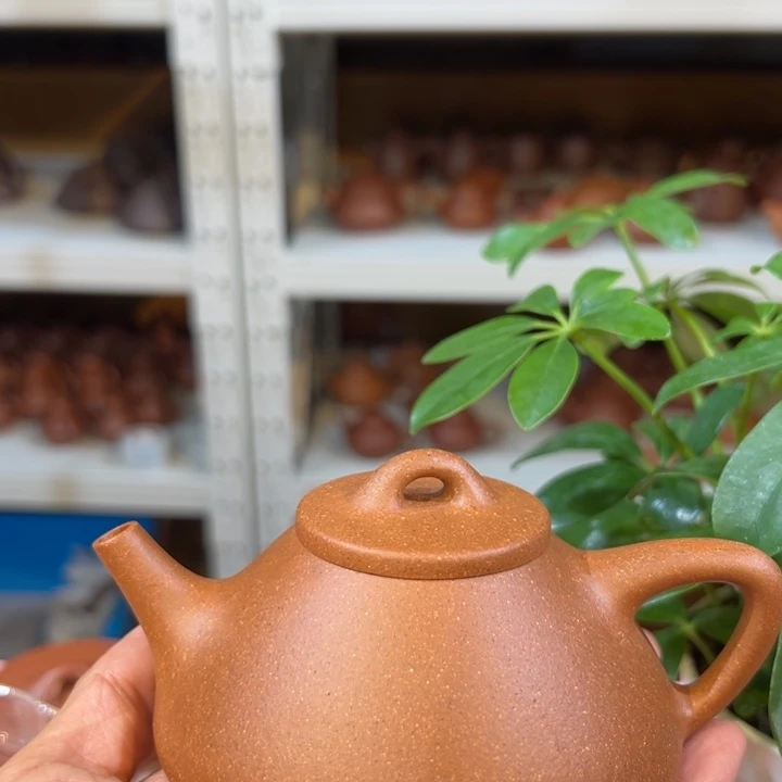 茶壶紫砂五彩子冶200c c