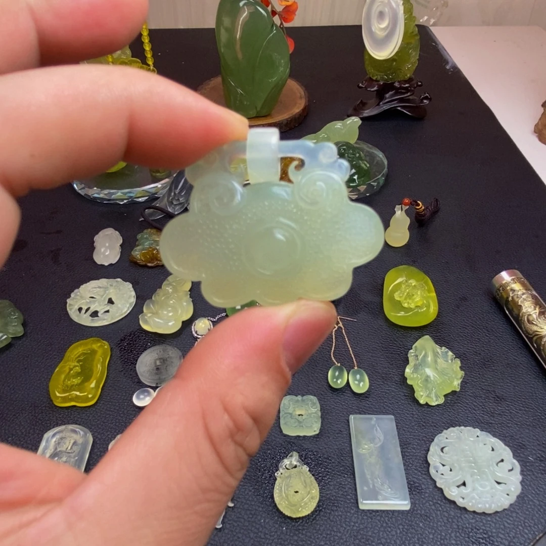 蛇纹石玉合金颈饰