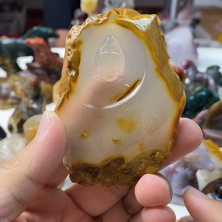 未镶嵌颈饰玛瑙/玉髓