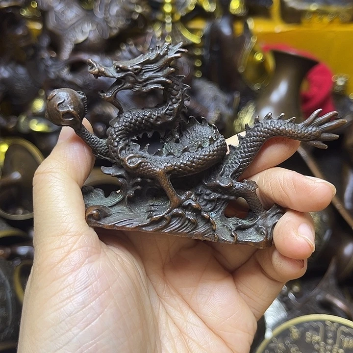 诚信经营精美铜器