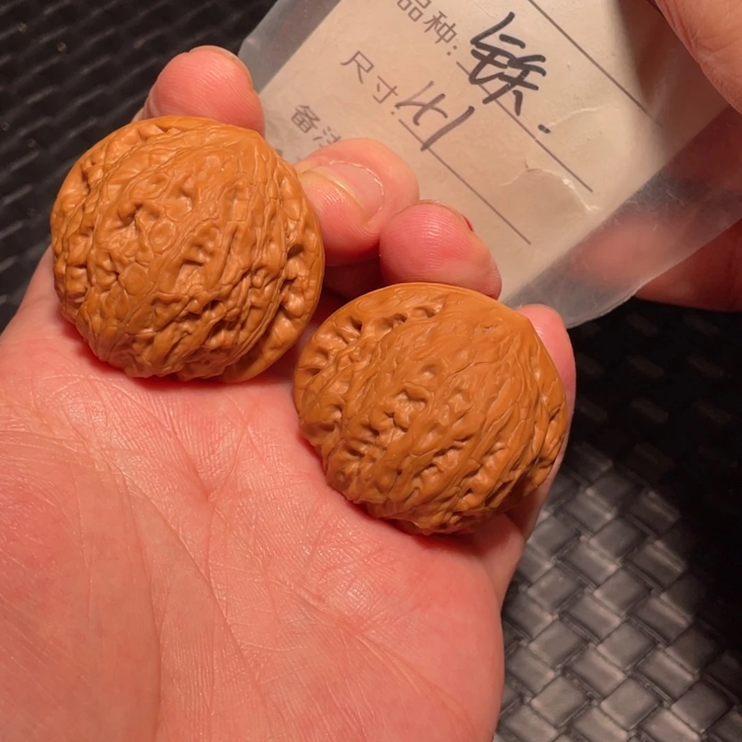 文玩核桃吊坠核桃
