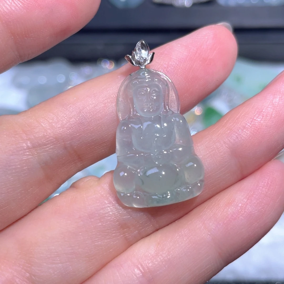 翡翠18K金镶嵌颈饰翡翠