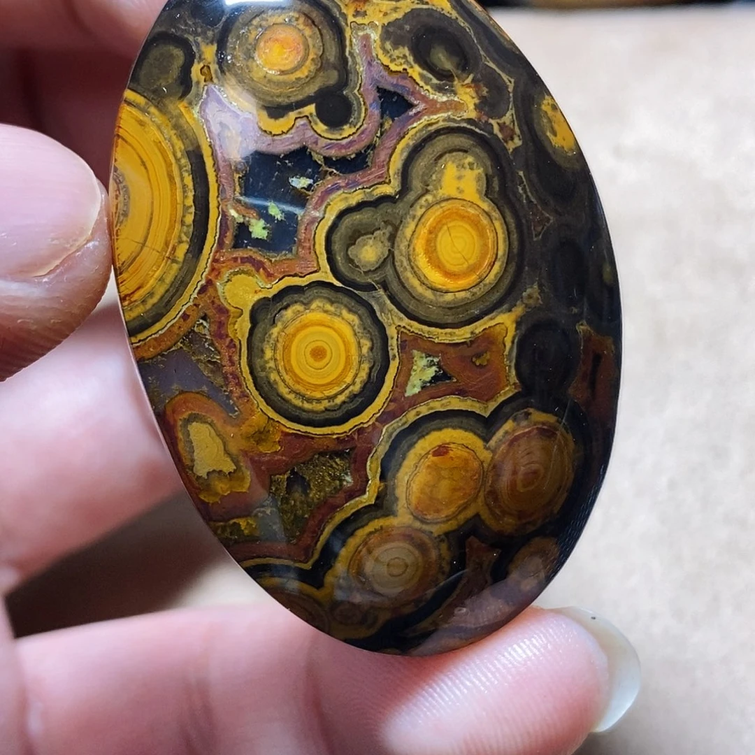 玛瑙/玉髓颈饰未镶嵌老**术