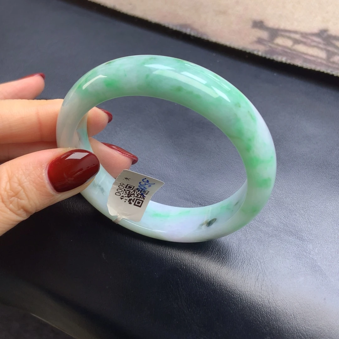 翡翠未镶嵌手镯白底青