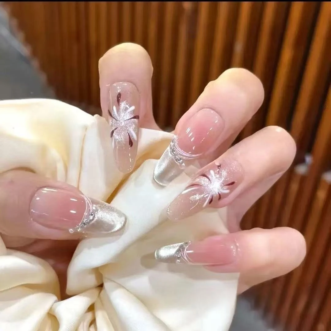 【璀璨】烟花纯手工新款穿戴秋冬美甲法式猫眼高级温柔爆闪气质显白