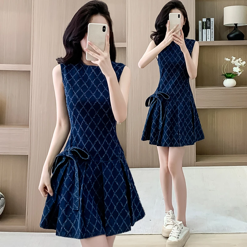 时尚菱格牛仔小香风连衣裙女夏2025新款气质修身高级感无袖背心裙
