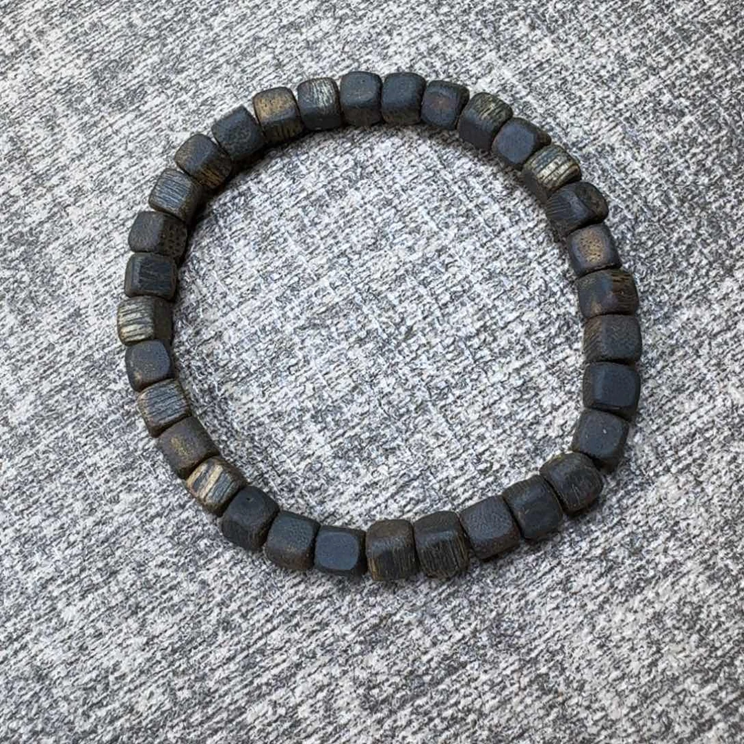 沉香碎屑沉香绿棋沉水片珠0.5/5.5