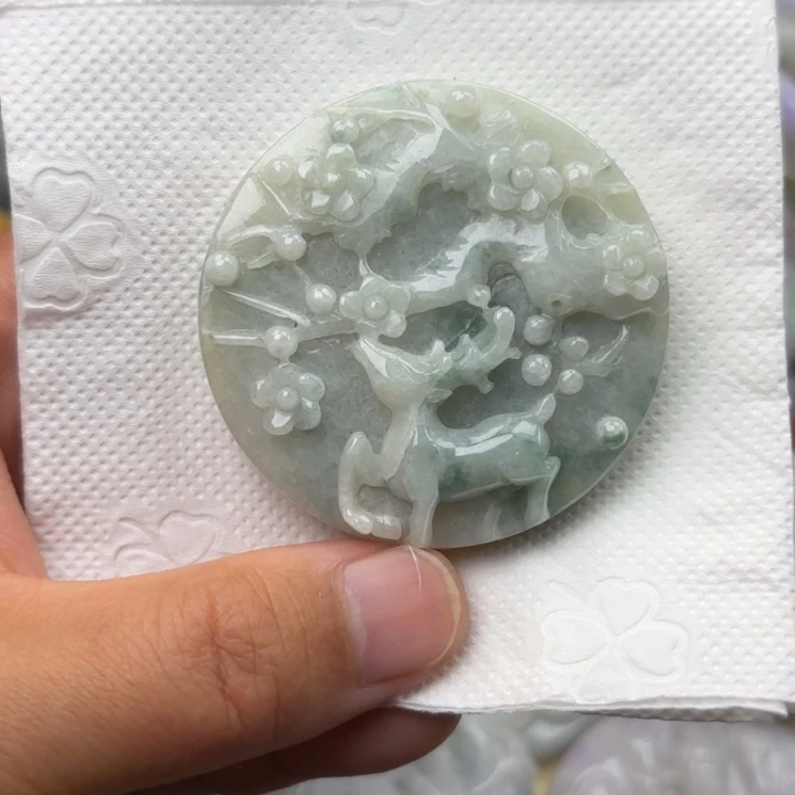 翡翠未镶嵌颈饰梅花鹿237