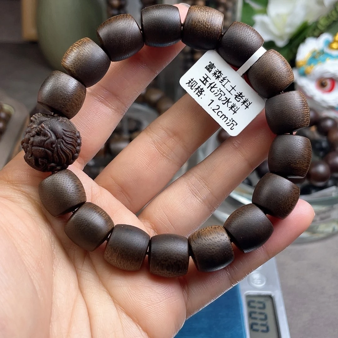 沉香手串富森红土老料