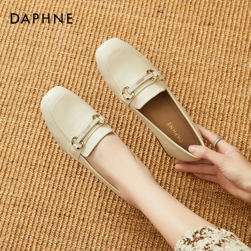 达芙妮女鞋2025年秋季新款软底防滑乐福鞋女英伦小皮鞋时尚豆豆鞋