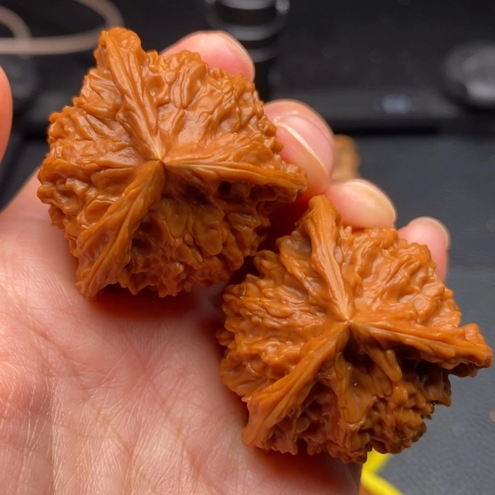 清***年吊坠文玩核桃盘山三棱39