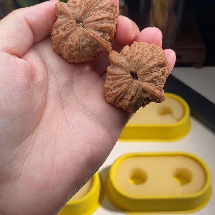 吊坠文玩核桃38血麒麟