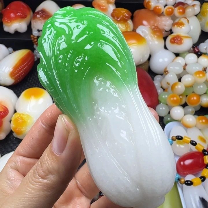 新疆戈壁五彩石金丝