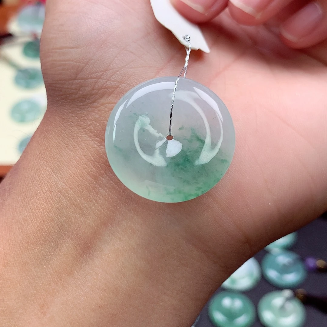 翡翠未镶嵌颈饰52 尺寸26.4-6.3