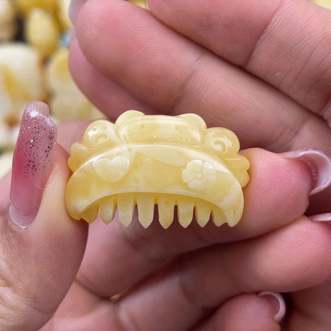 琥珀裸石未镶嵌蜜蜡