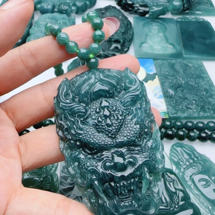 翡翠未镶嵌颈饰多样性发货天然A货翡翠