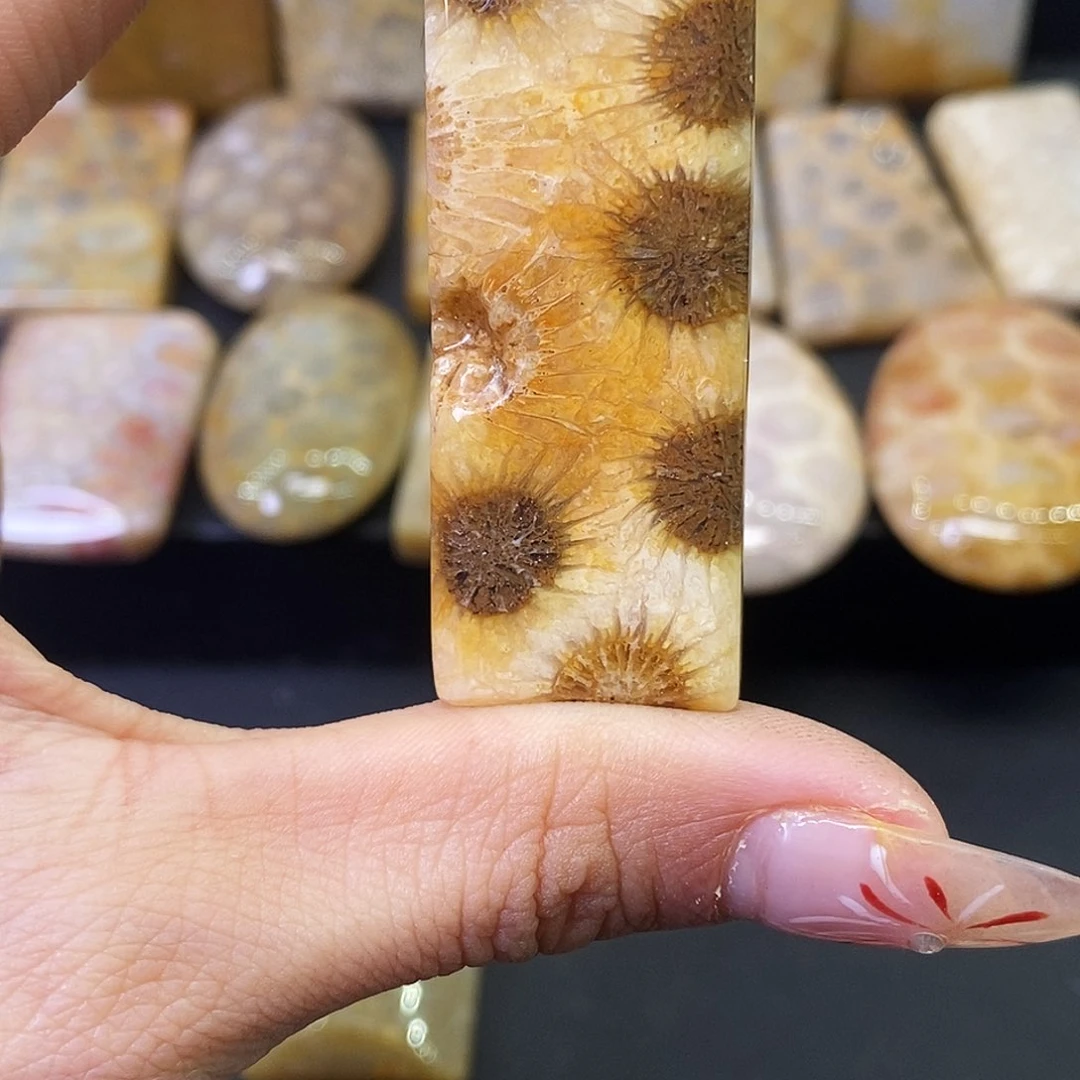 硅化玉颈饰合金～***～