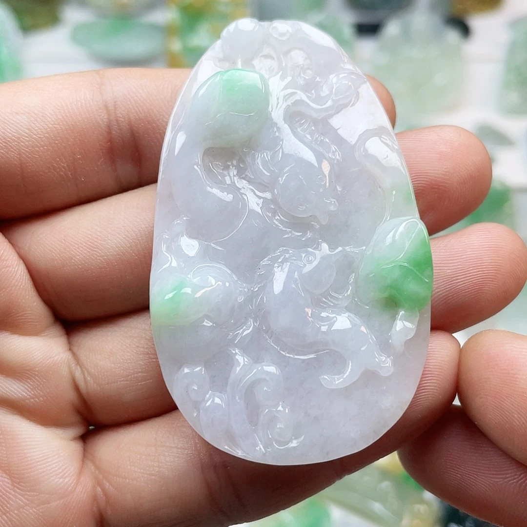 翡翠颈饰未镶嵌荷花鱼