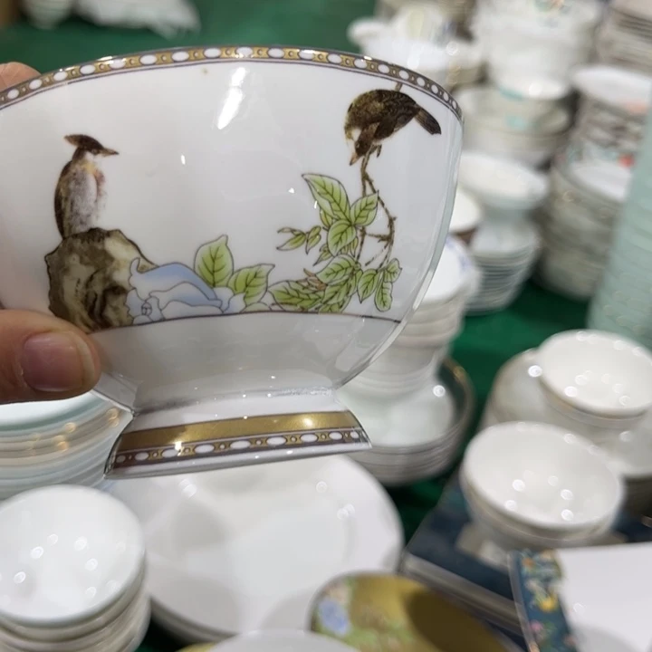 瓷片琴瑟4.5寸碗六个瑕疵明显