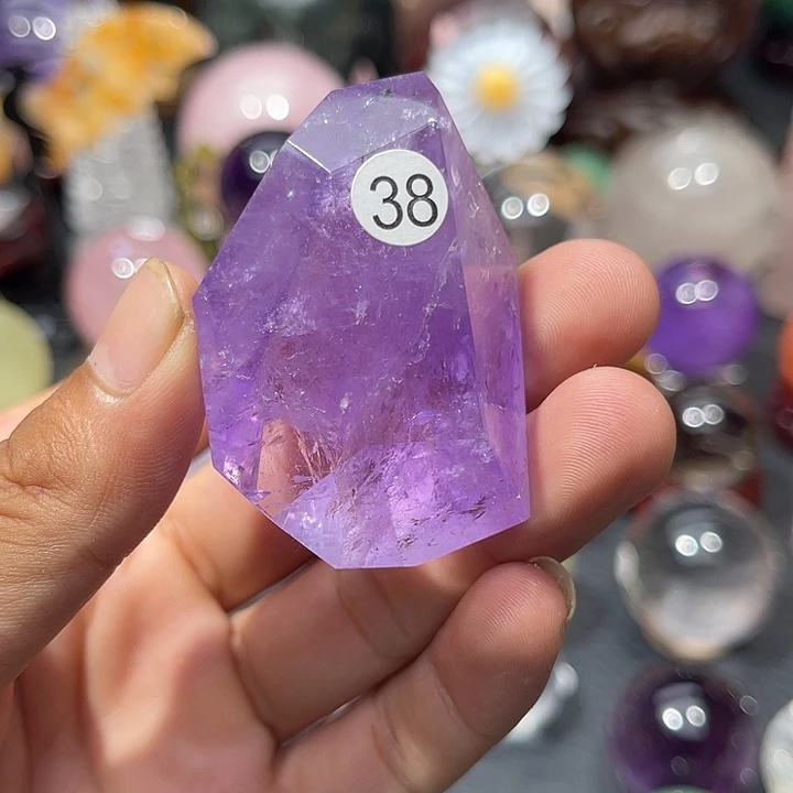 未镶嵌水晶珠宝半成品