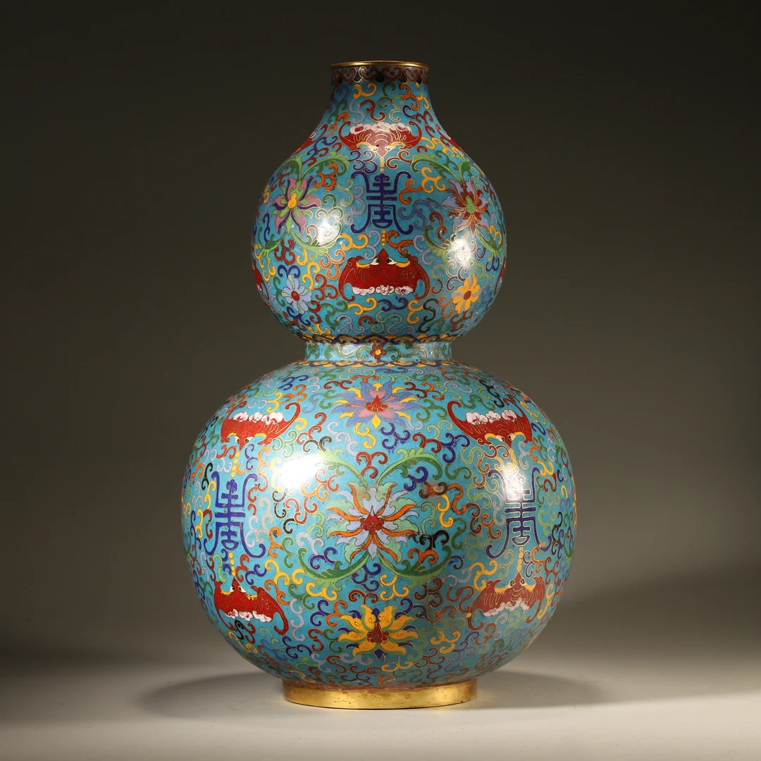 Lot23清代 铜鎏金烧珐琅葫芦瓶