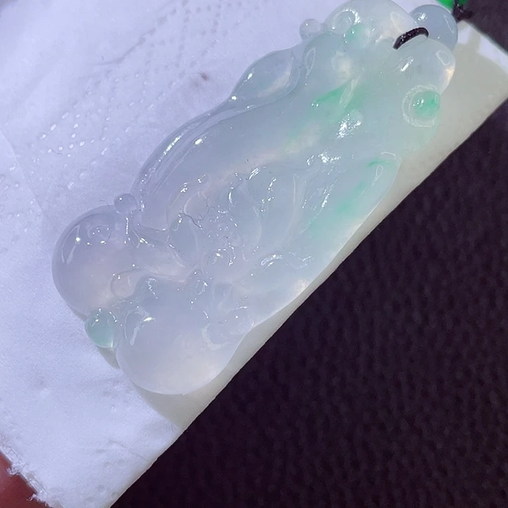 未镶嵌定制翡翠翡翠