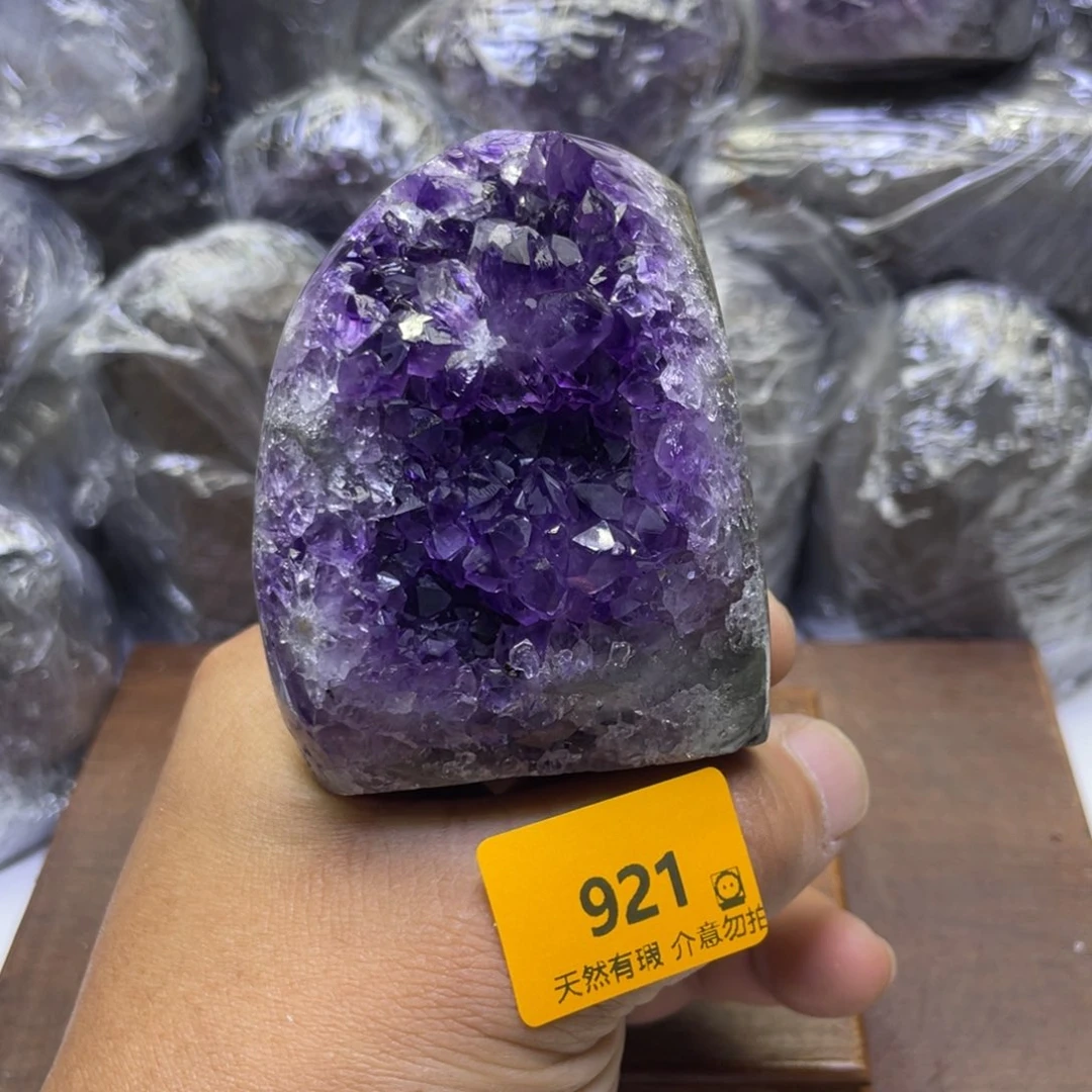 未镶嵌水晶大型摆件（非配饰）