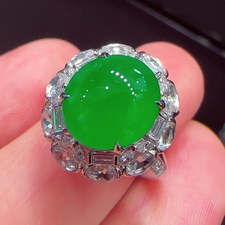 翡翠戒指18K金镶嵌戒指