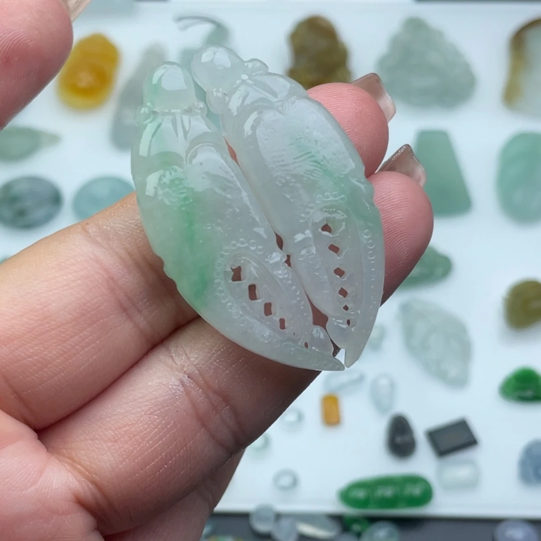 定制翡翠未镶嵌蟹嵌