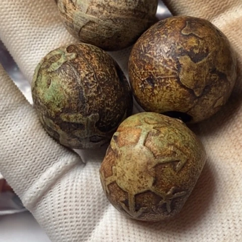 佛***然玛瑙/玉髓未镶嵌珠子