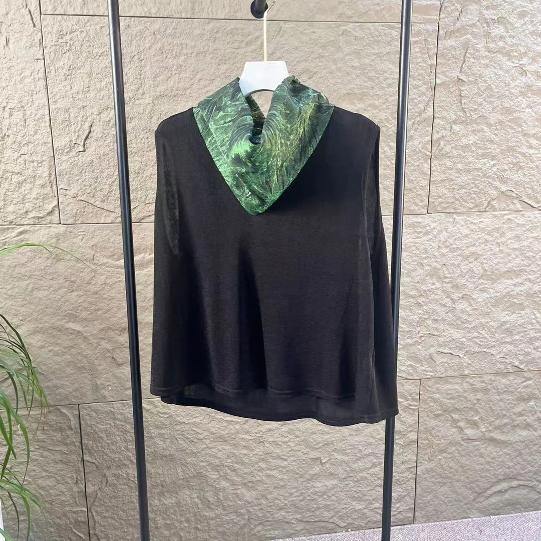 RFY24213-3 黑色/绿色无袖荡领短上衣213