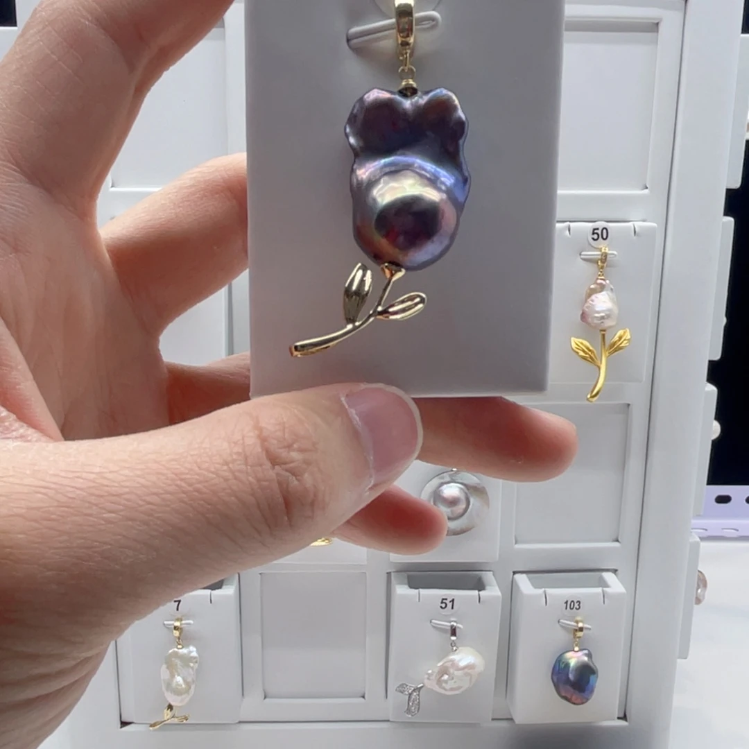 合金淡水珍珠颈饰