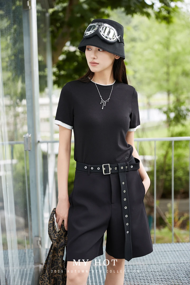 H313115635華家曼2025秋季新款休闲显瘦极简风T恤