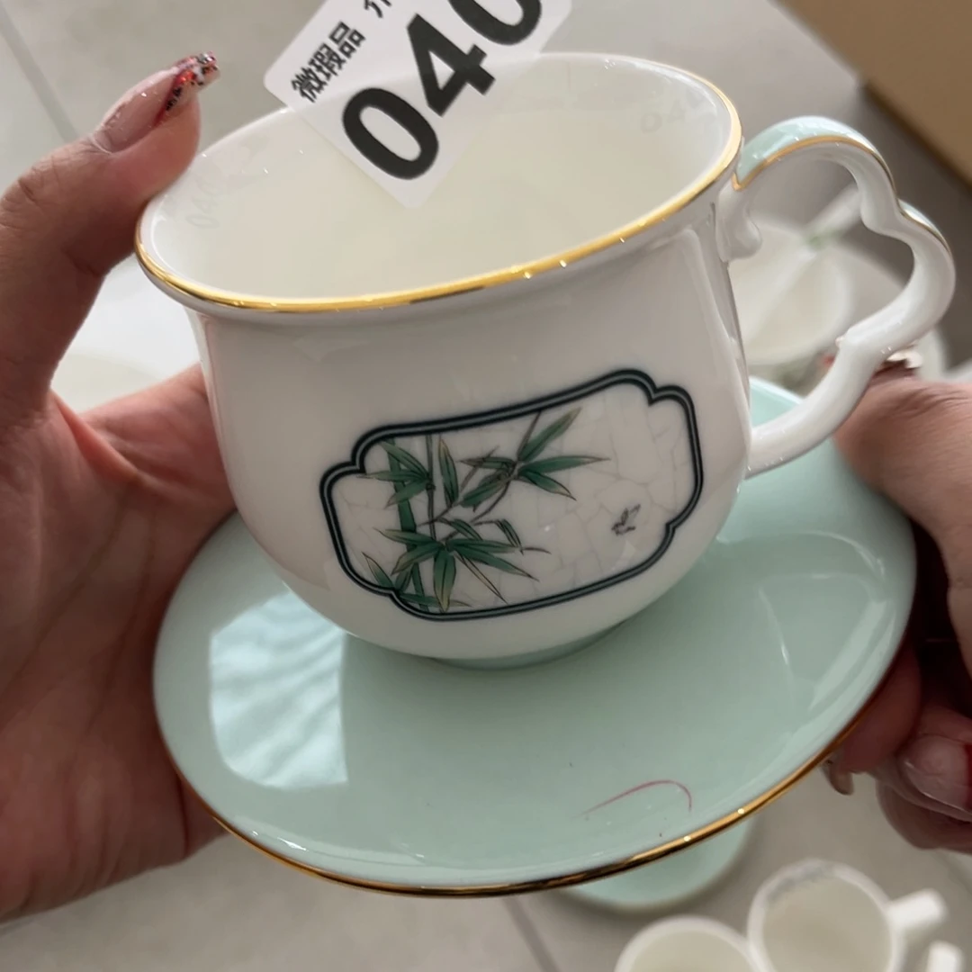 瓷片?***i040两套，，尾货微瑕孤品