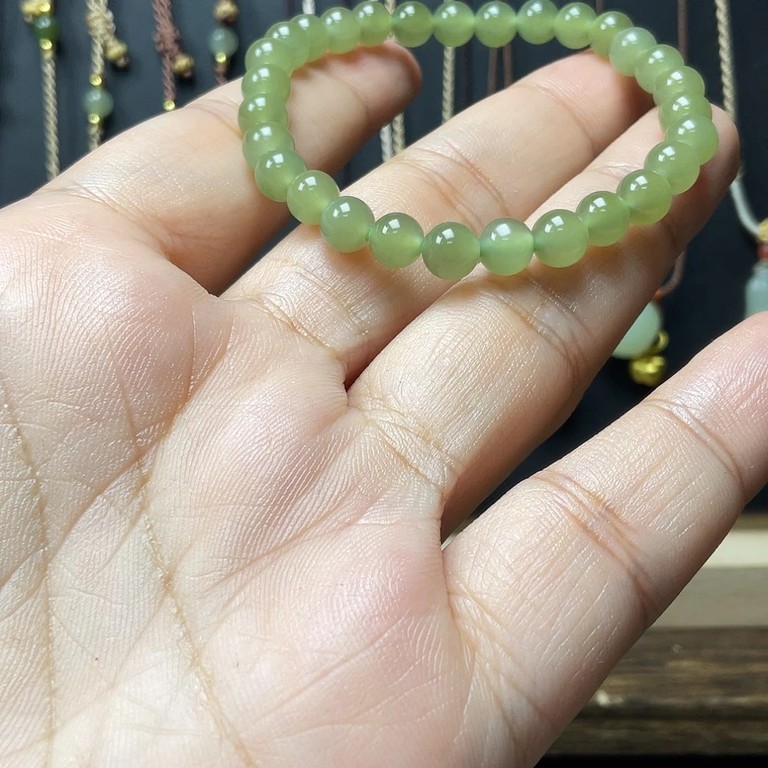 和田玉未镶嵌手串