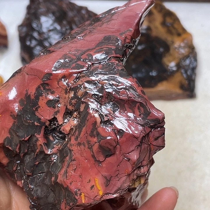 白***呦石材戈壁牧民美石原石