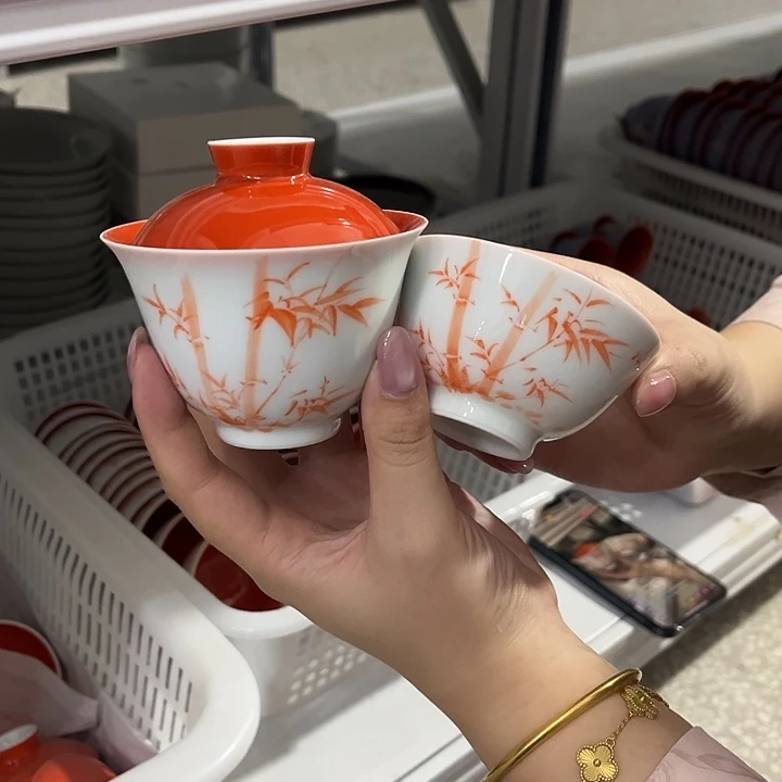 两件套哈哈哈哈哈哈