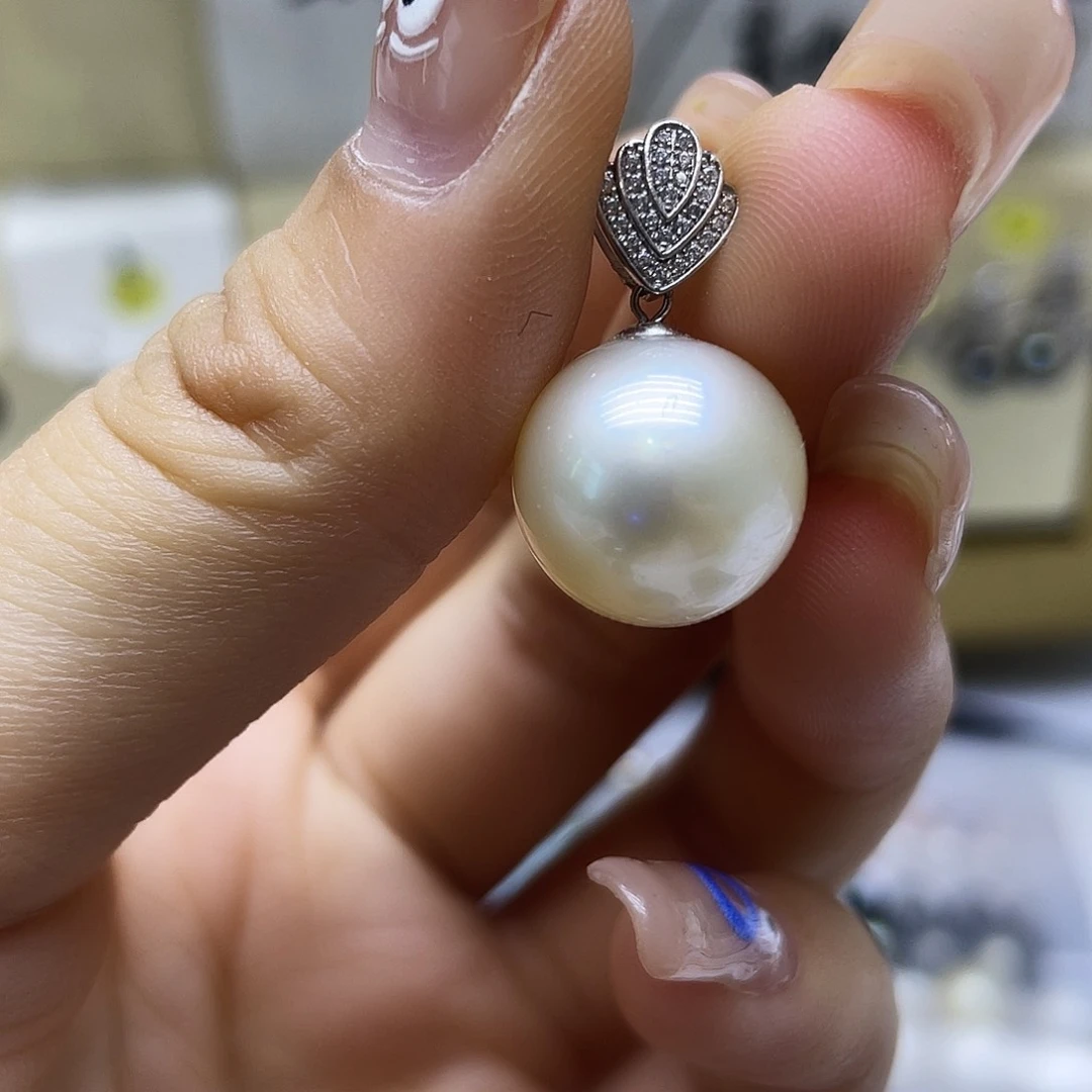 海水珍珠18K金镶嵌颈饰